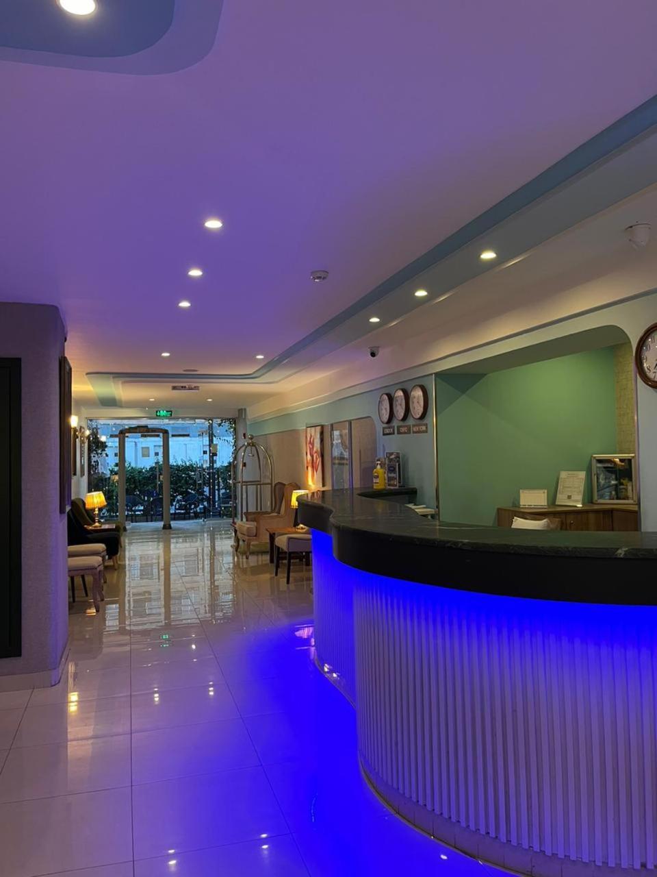Aquavista Hotel & Suites Aqaba Exterior photo